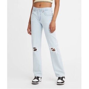 NWT Levi’s Women’s Low Pro Denim Jeans Light Indigo Mid Rise Ripped Knees 32 14